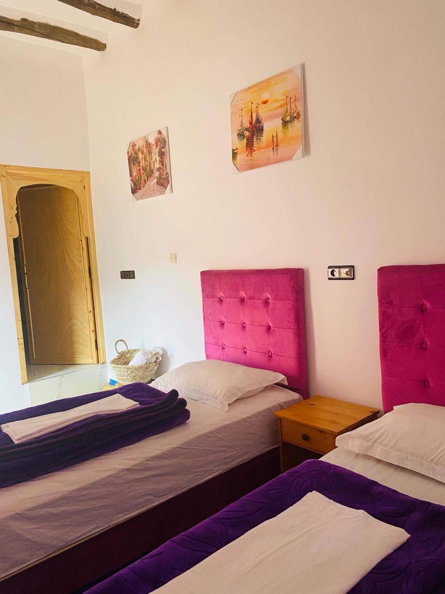 Kasbah Ait Bouguemez Hotel Agouti Exterior photo